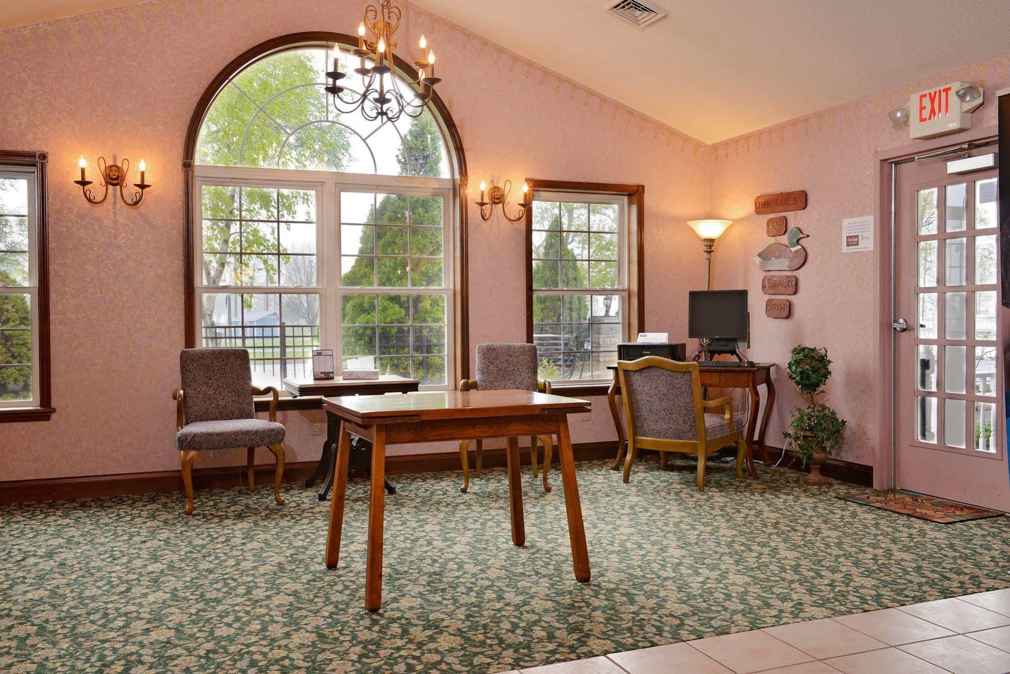 Ourguest Inn & Suites Downtown Port Clinton Eksteriør bilde