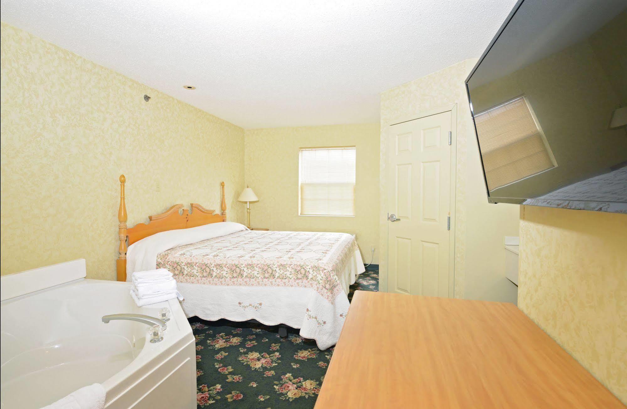 Ourguest Inn & Suites Downtown Port Clinton Eksteriør bilde