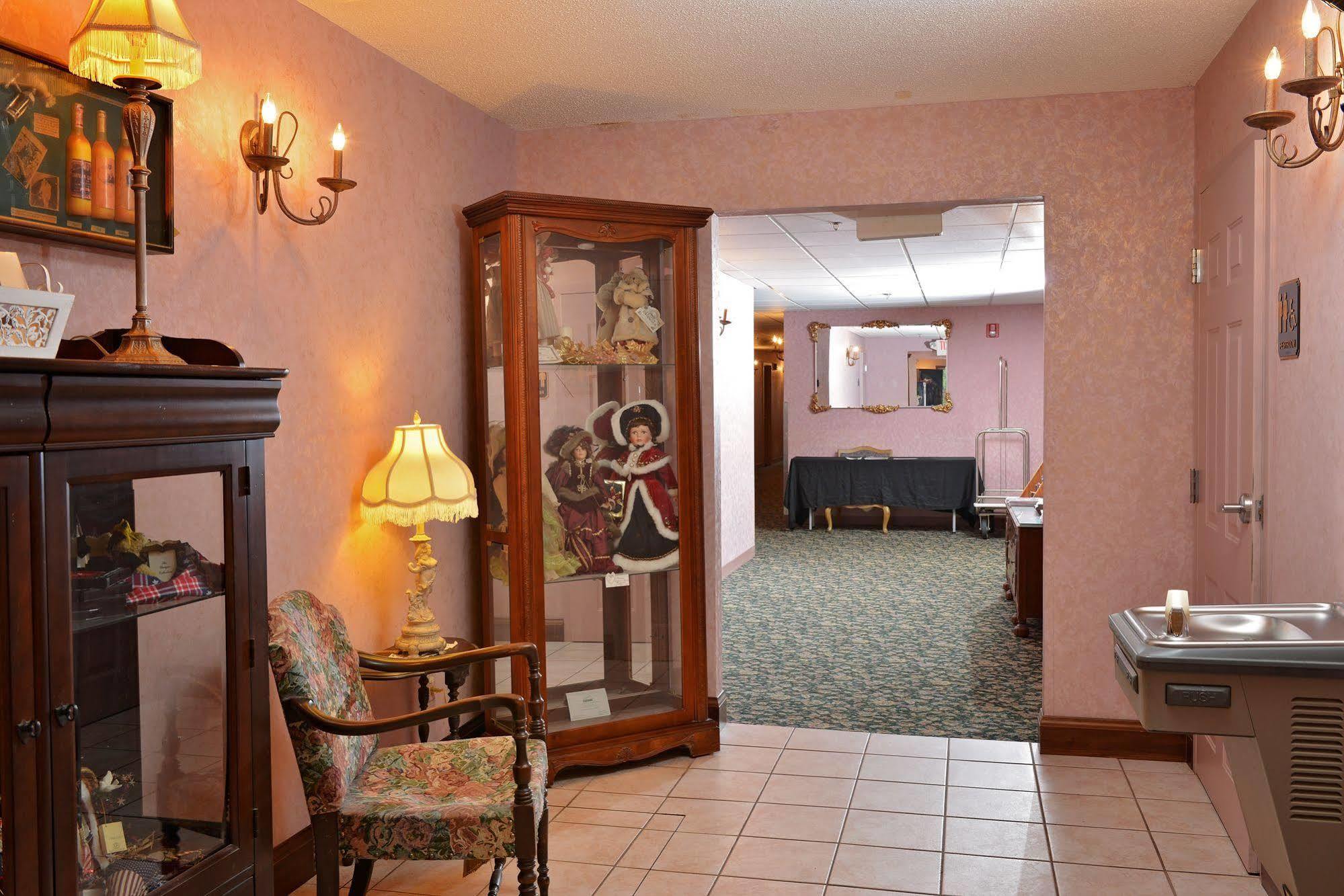Ourguest Inn & Suites Downtown Port Clinton Eksteriør bilde