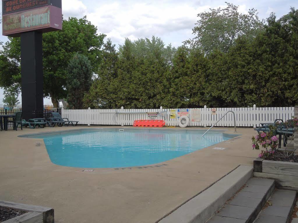 Ourguest Inn & Suites Downtown Port Clinton Eksteriør bilde